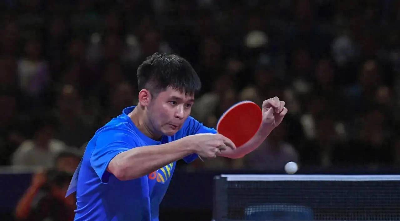 由潜水女子 由潜水女子