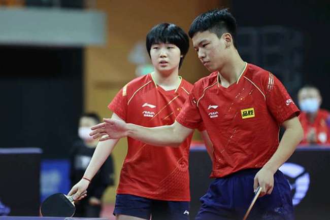 迟疑犯规 迟疑犯规